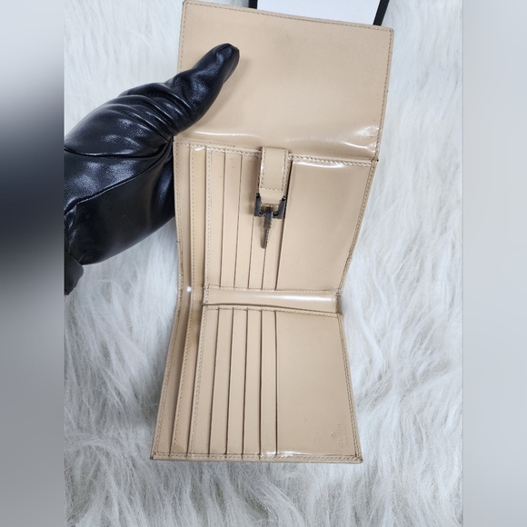 Auth Gucci Compact WalletBy Tom Ford - Picture 5 of 16